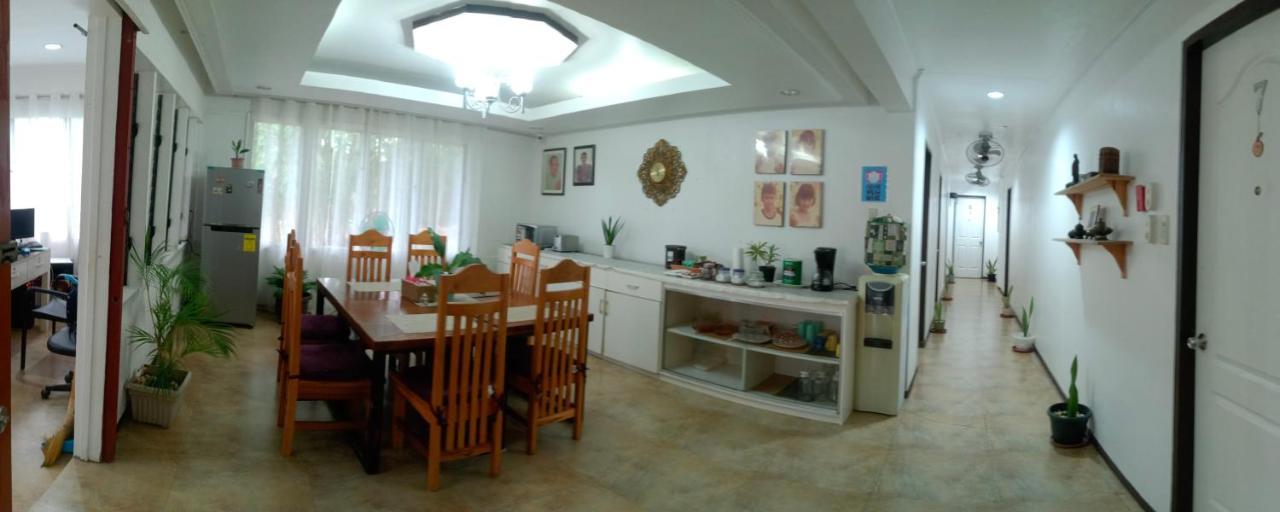 Amor'S Place Puerto Princesa Екстер'єр фото