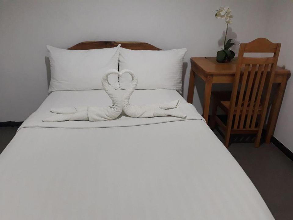 Amor'S Place Puerto Princesa Екстер'єр фото
