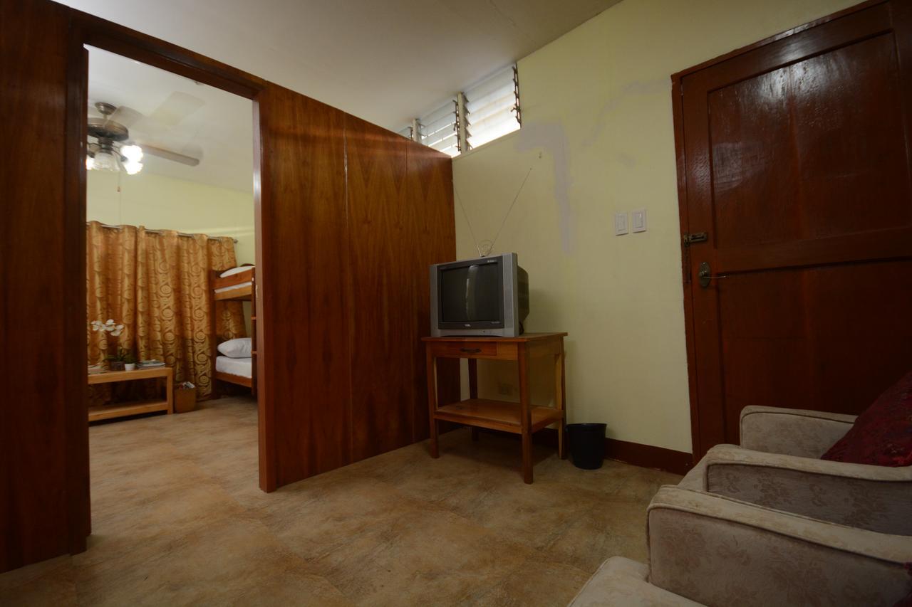 Amor'S Place Puerto Princesa Екстер'єр фото